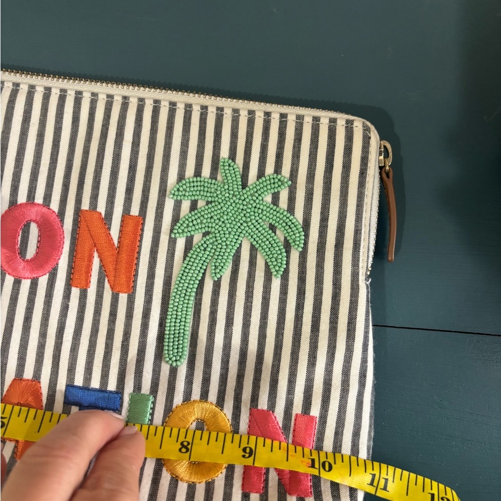 Talbots Travel Clutch - Picture 10 of 10